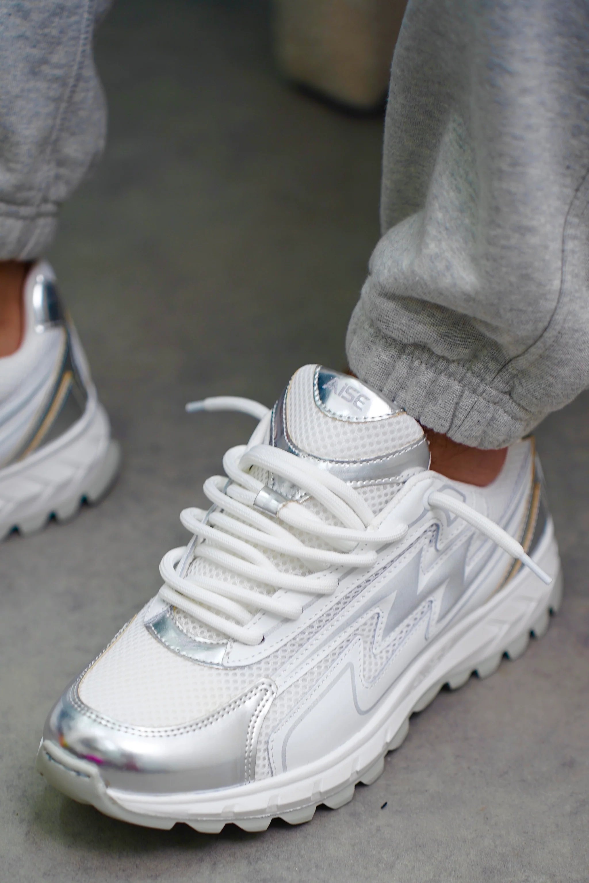 Chrome White Cosmo Runner Shoes